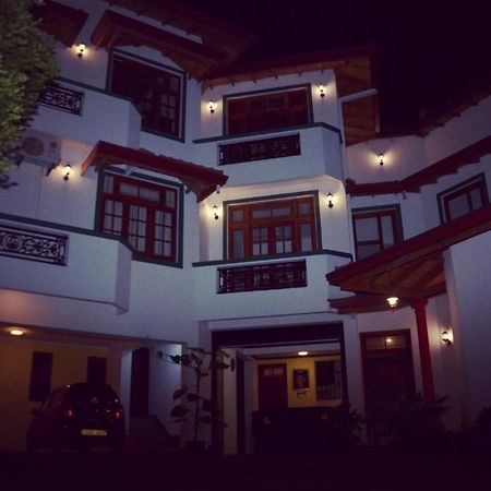 בטרמולה Hotel Mandakini מראה חיצוני תמונה